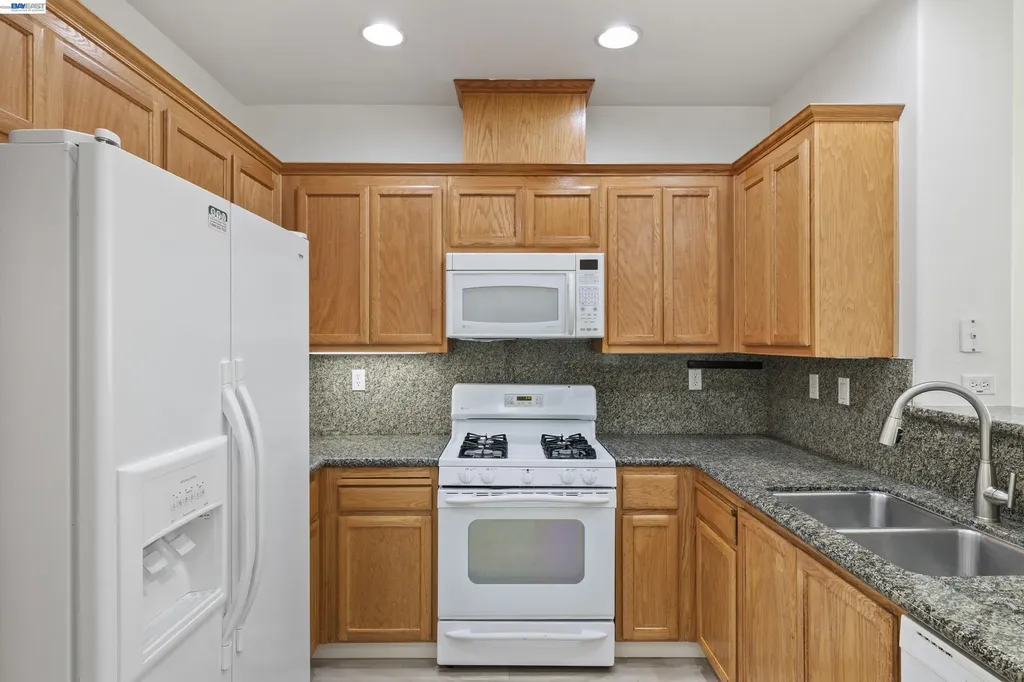 3290 Maguire Way Dublin CA 94568