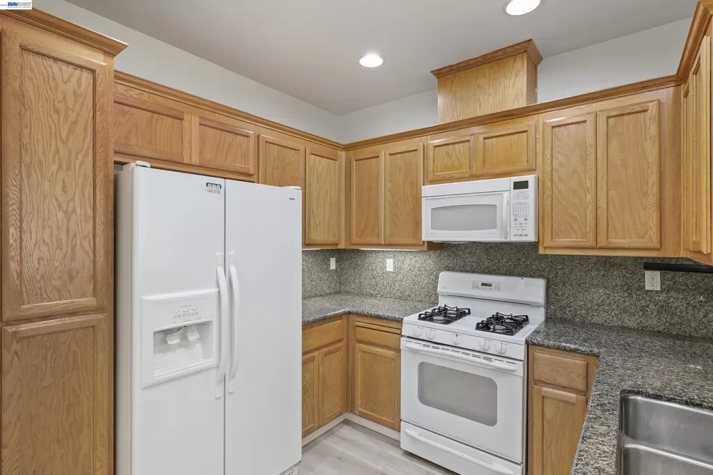 3290 Maguire Way Dublin CA 94568