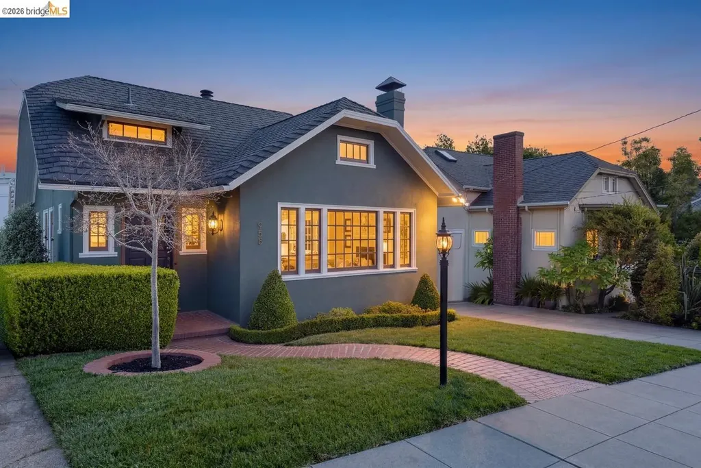 Oakland CA, 958 Alma Place