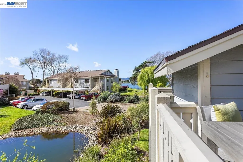 130 Lakeshore Court Richmond CA 94804