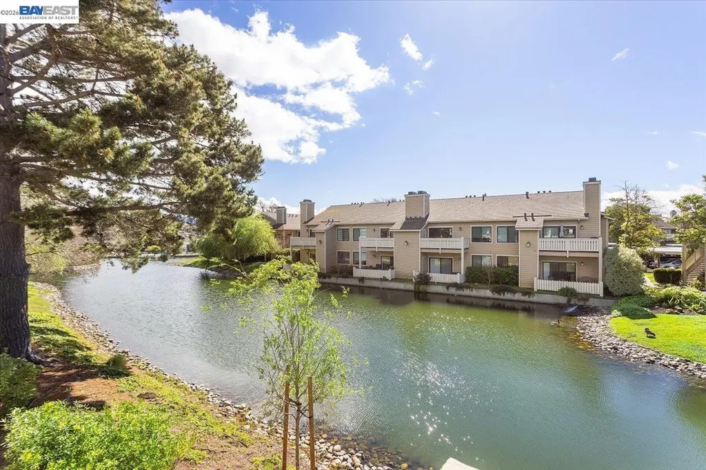 130 Lakeshore Court Richmond CA 94804