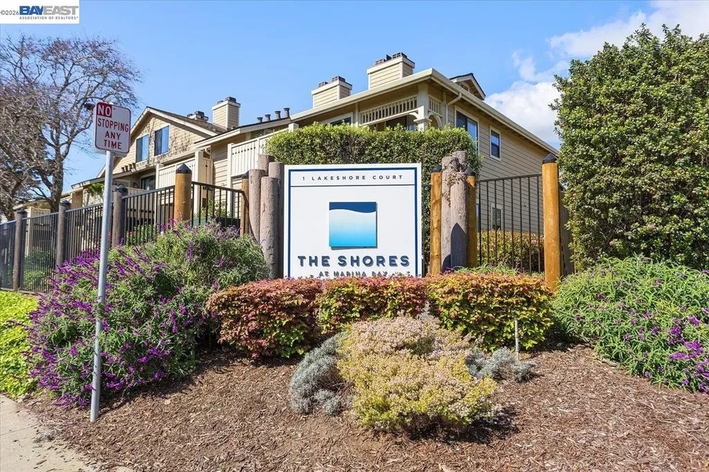 130 Lakeshore Court Richmond CA 94804
