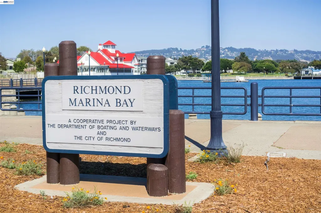 130 Lakeshore Court Richmond CA 94804