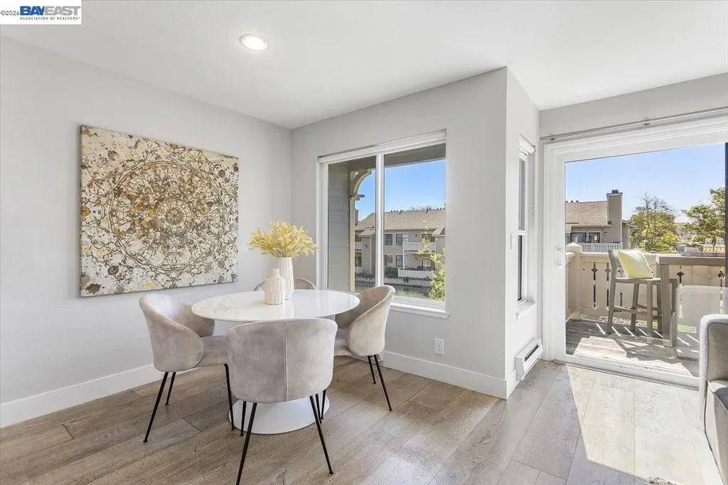 130 Lakeshore Court Richmond CA 94804