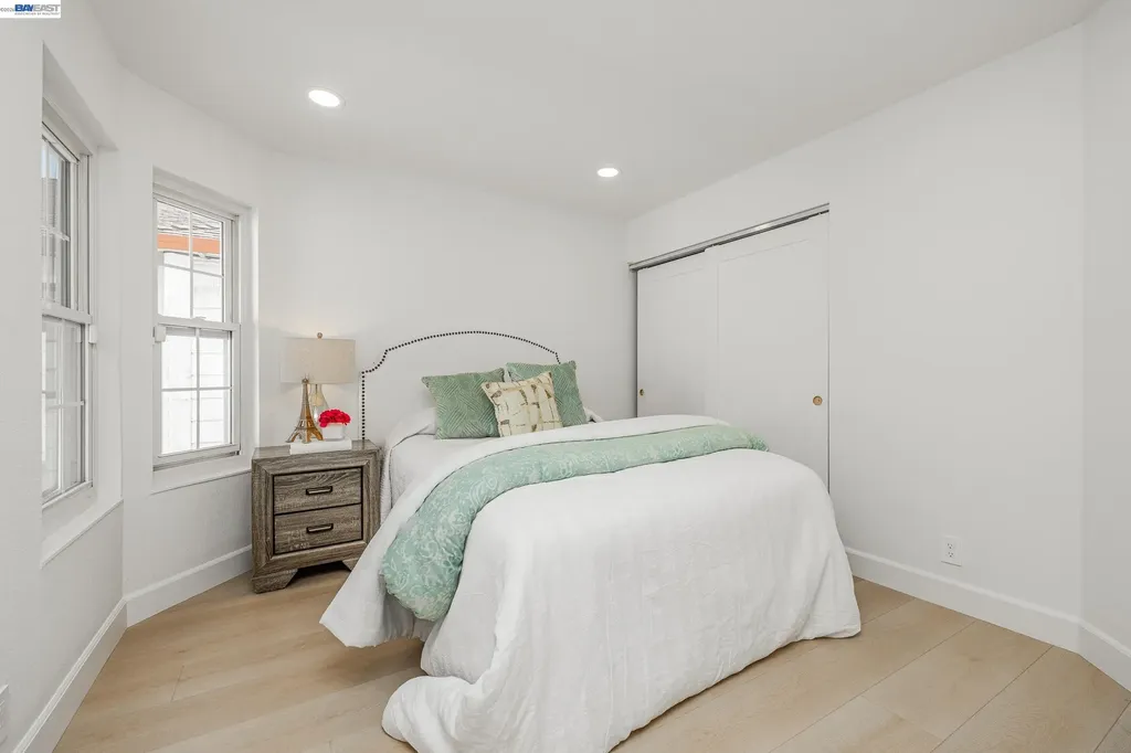 4900 Creekwood Drive Fremont CA 94555