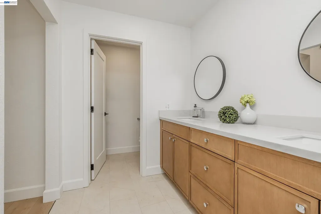 4900 Creekwood Drive Fremont CA 94555