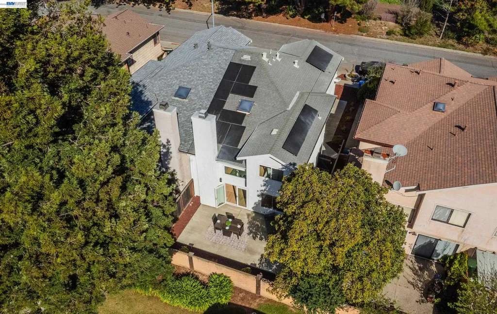 4900 Creekwood Drive Fremont CA 94555