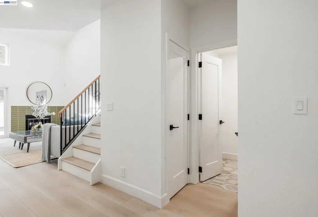 4900 Creekwood Drive Fremont CA 94555