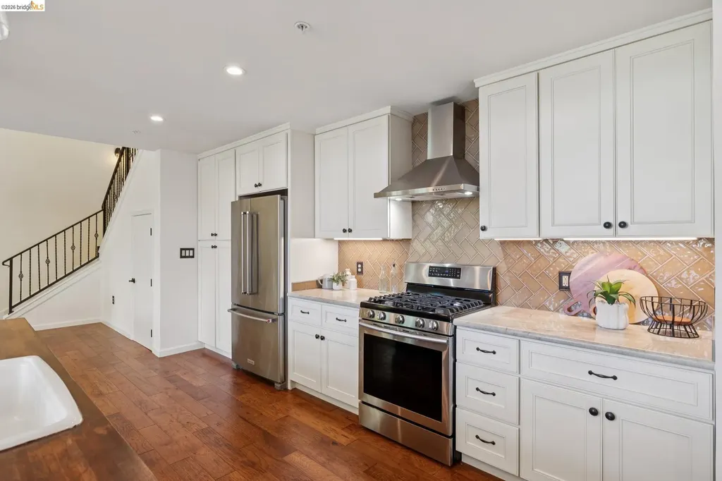 6300 Shattuck Avenue Oakland CA 94609