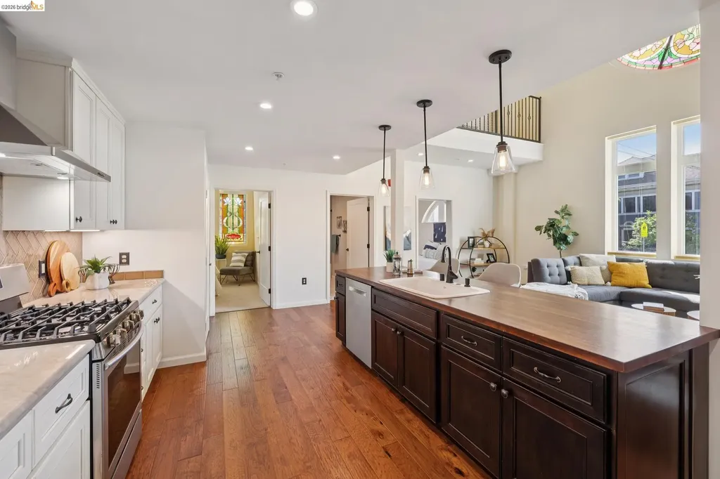 6300 Shattuck Avenue Oakland CA 94609