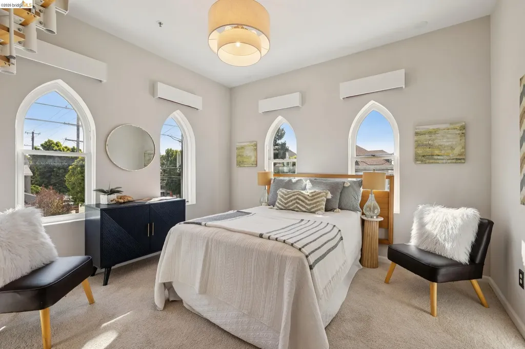 6300 Shattuck Avenue Oakland CA 94609