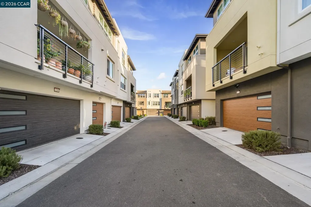 1200 Lorenzini Loop San Ramon CA 94583