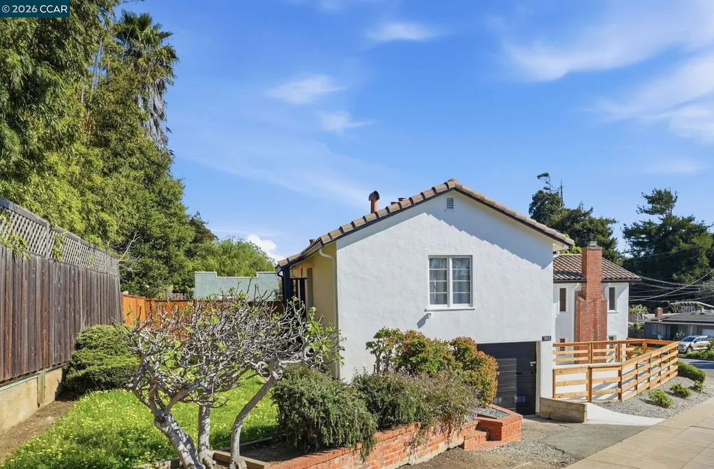 1532 Mariposa Street Richmond CA 94804