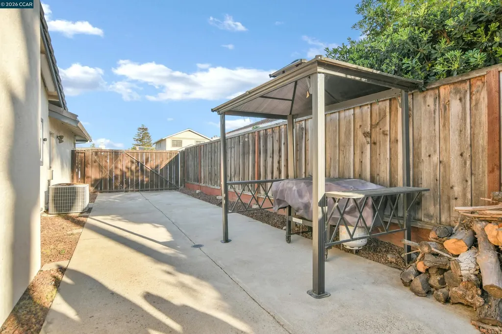 641 Woodbury Place Oakley CA 94561