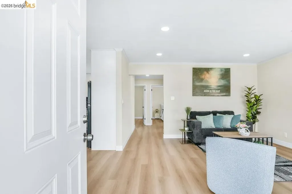 1012 Pine Street Vallejo CA 94590