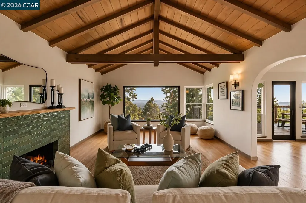 1160 Miller Berkeley CA 94708