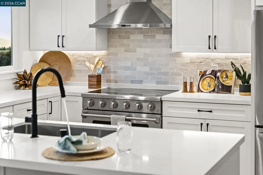 1160 Miller Berkeley CA 94708