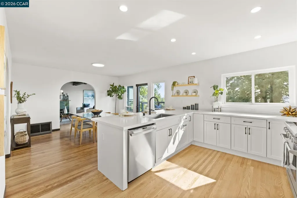 1160 Miller Berkeley CA 94708