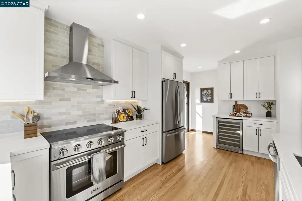 1160 Miller Berkeley CA 94708