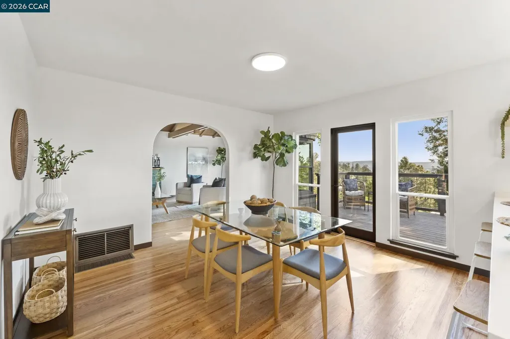 1160 Miller Berkeley CA 94708