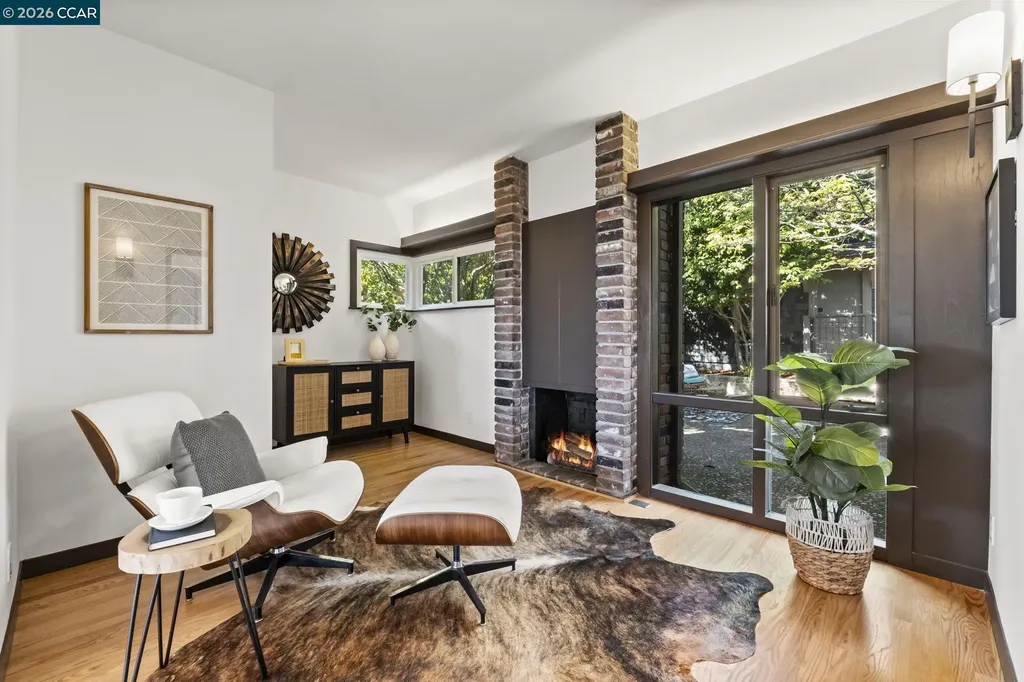 1160 Miller Berkeley CA 94708