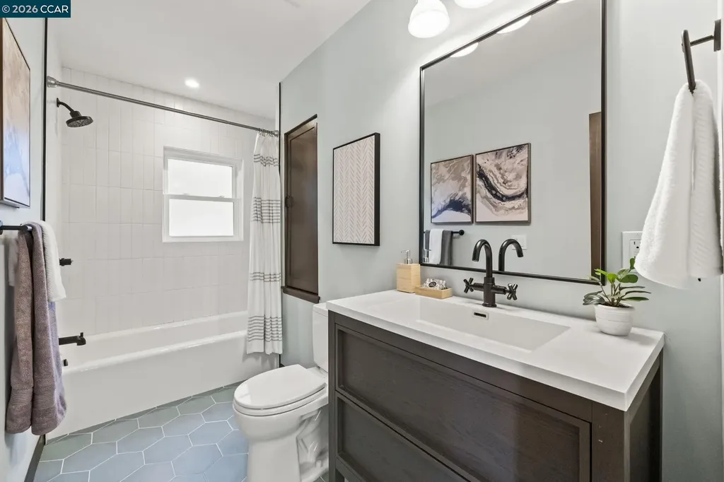 1160 Miller Berkeley CA 94708