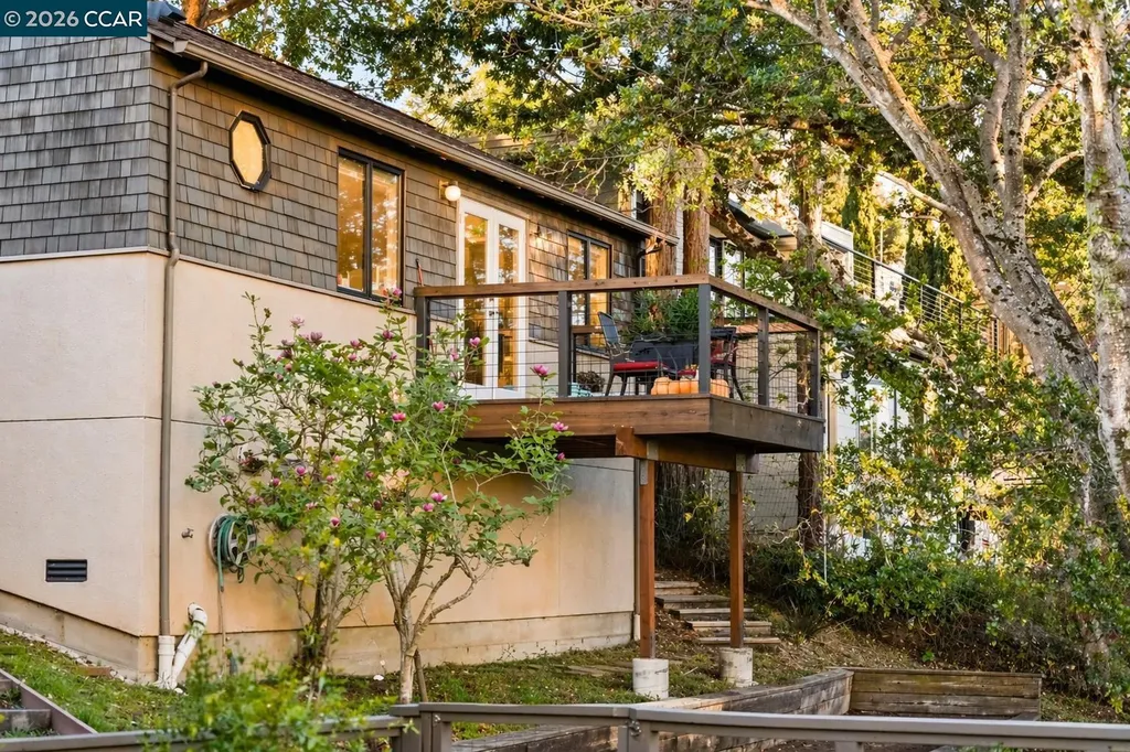 1160 Miller Berkeley CA 94708