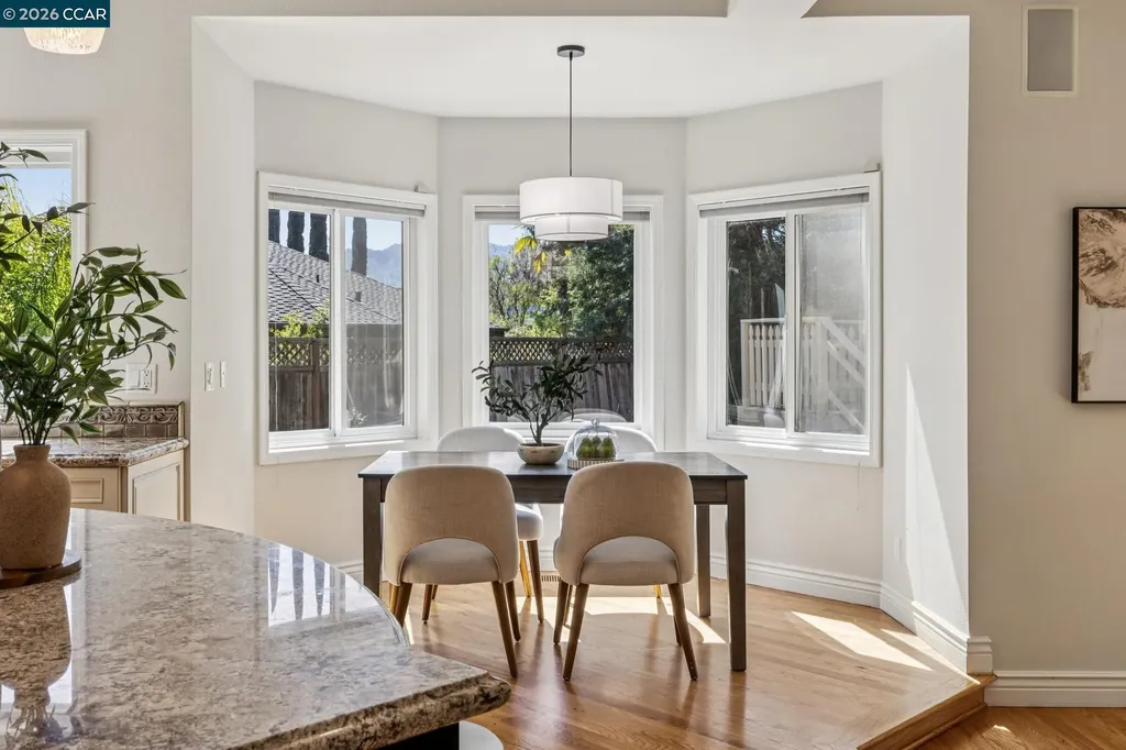 34 Sugarloaf Terrace Alamo CA 94507