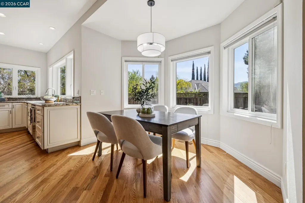 34 Sugarloaf Terrace Alamo CA 94507