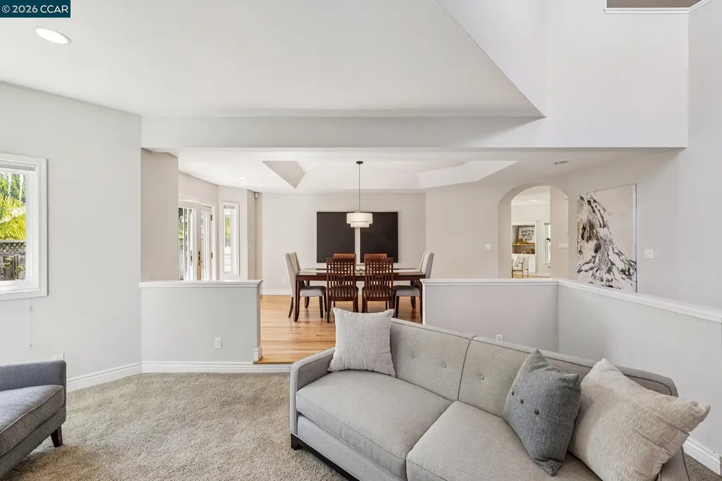 34 Sugarloaf Terrace Alamo CA 94507