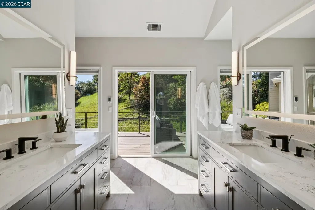 34 Sugarloaf Terrace Alamo CA 94507