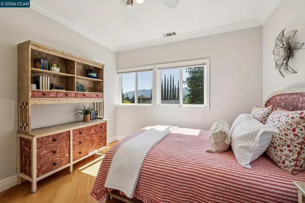 34 Sugarloaf Terrace Alamo CA 94507