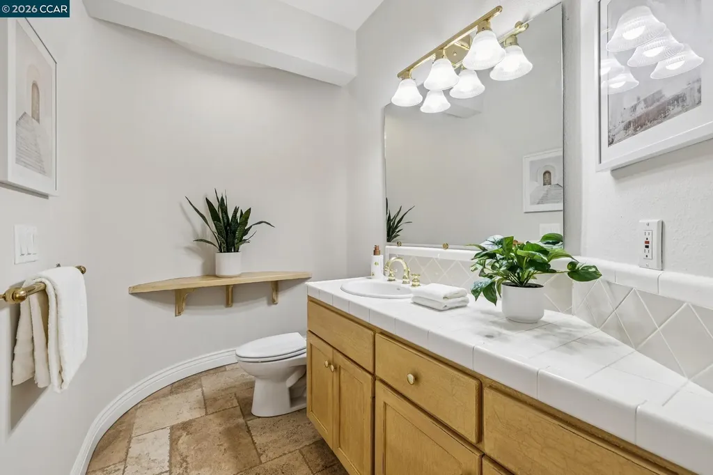 34 Sugarloaf Terrace Alamo CA 94507