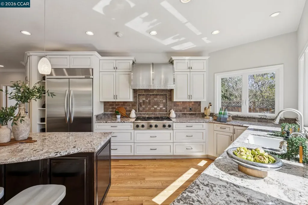 34 Sugarloaf Terrace Alamo CA 94507