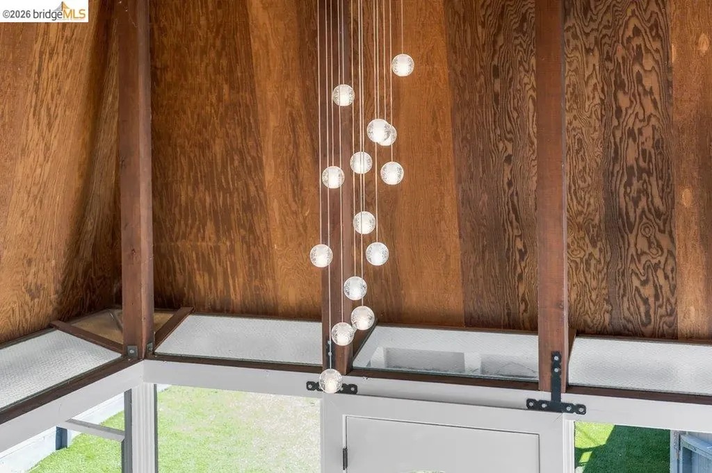 6715 Canyon Trail El Cerrito CA 94530