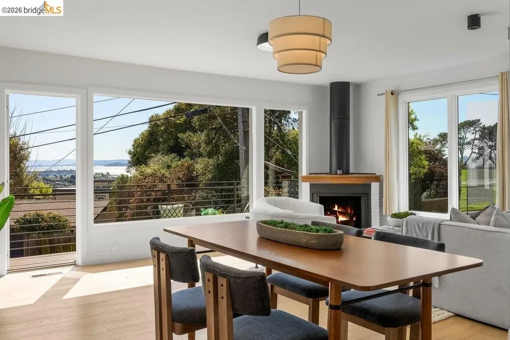 6715 Canyon Trail El Cerrito CA 94530