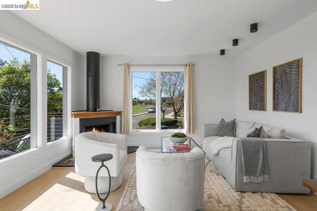 6715 Canyon Trail El Cerrito CA 94530