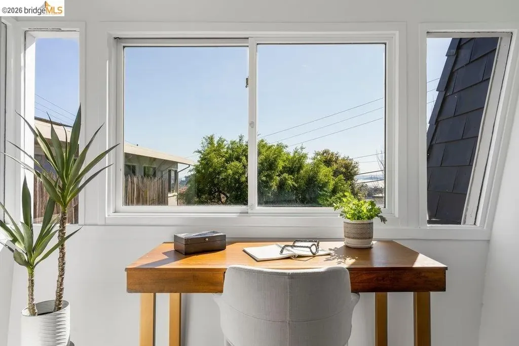 6715 Canyon Trail El Cerrito CA 94530