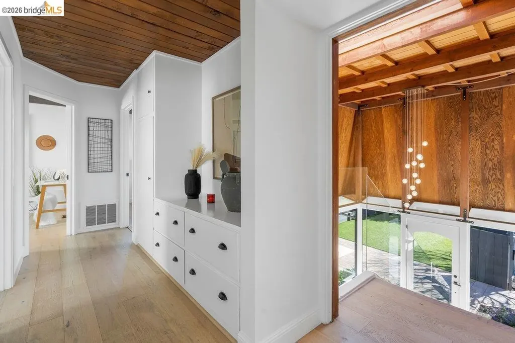 6715 Canyon Trail El Cerrito CA 94530