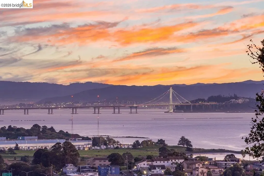 6715 Canyon Trail El Cerrito CA 94530