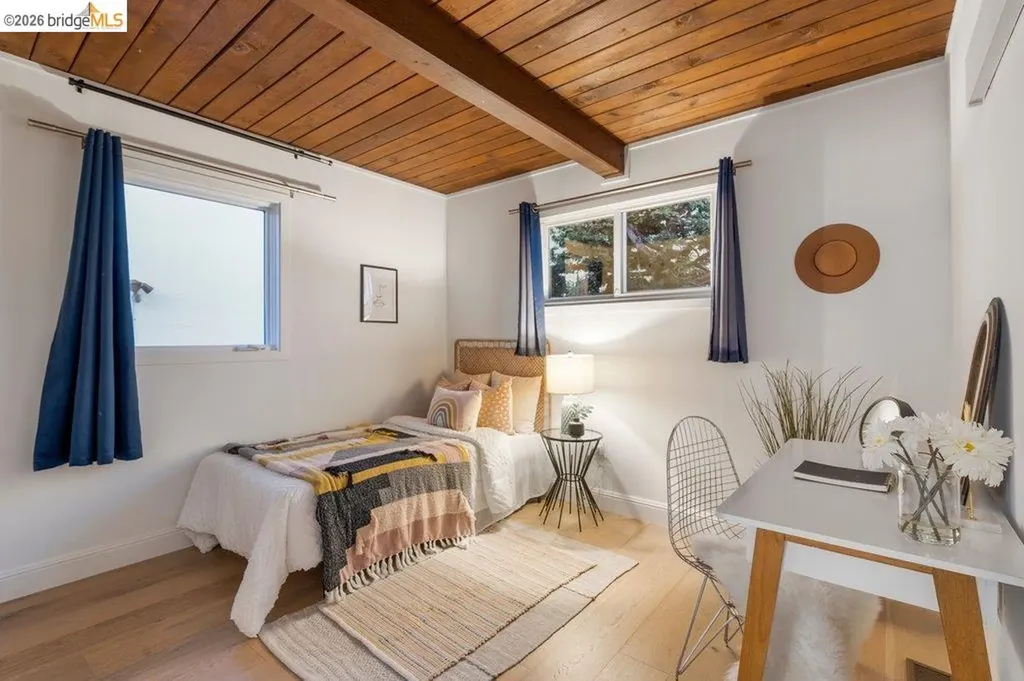 6715 Canyon Trail El Cerrito CA 94530