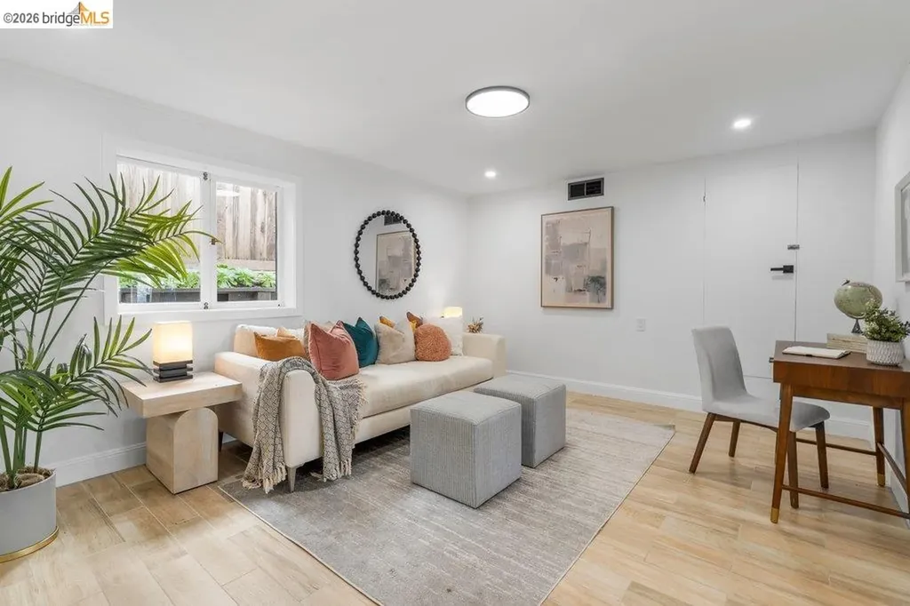 6715 Canyon Trail El Cerrito CA 94530