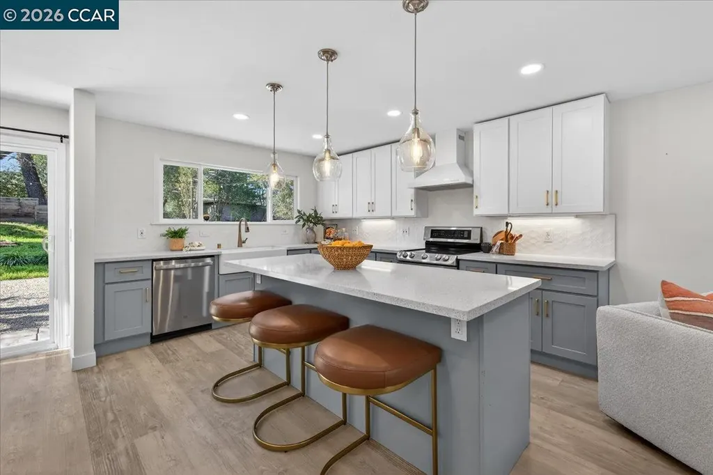 2481 Casa Way Walnut Creek CA 94597