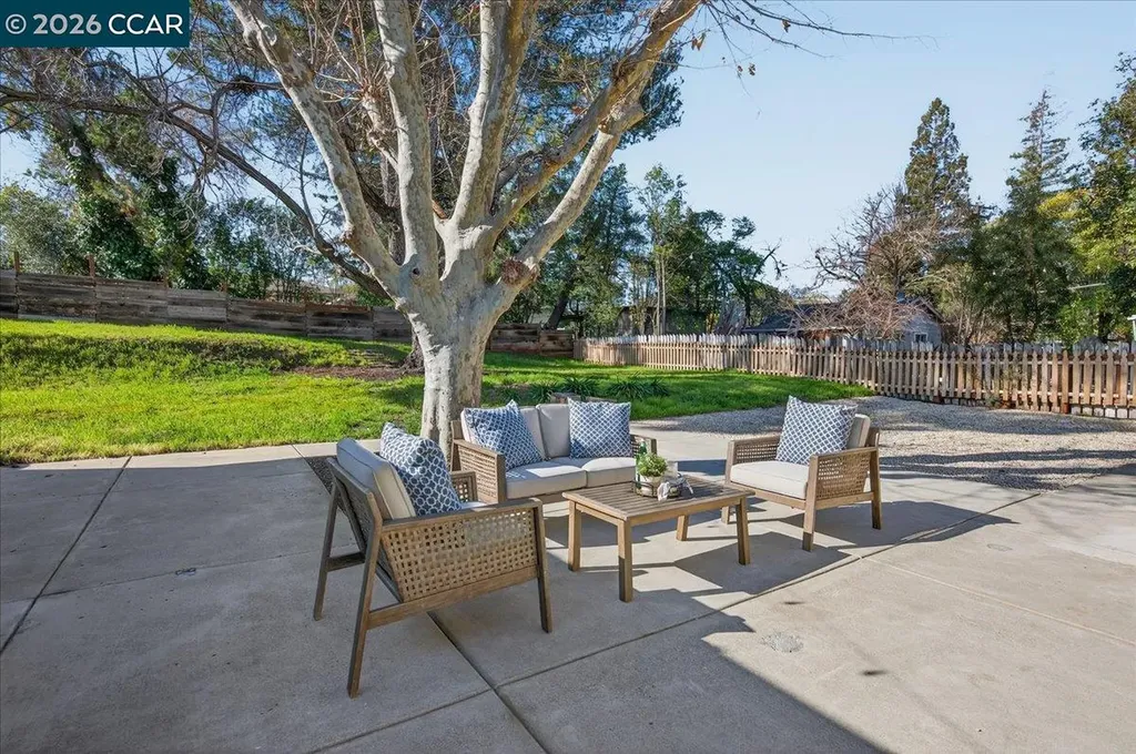 2481 Casa Way Walnut Creek CA 94597