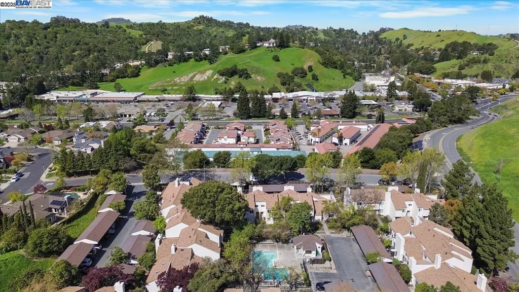 427 Chalda Way Moraga CA 94556