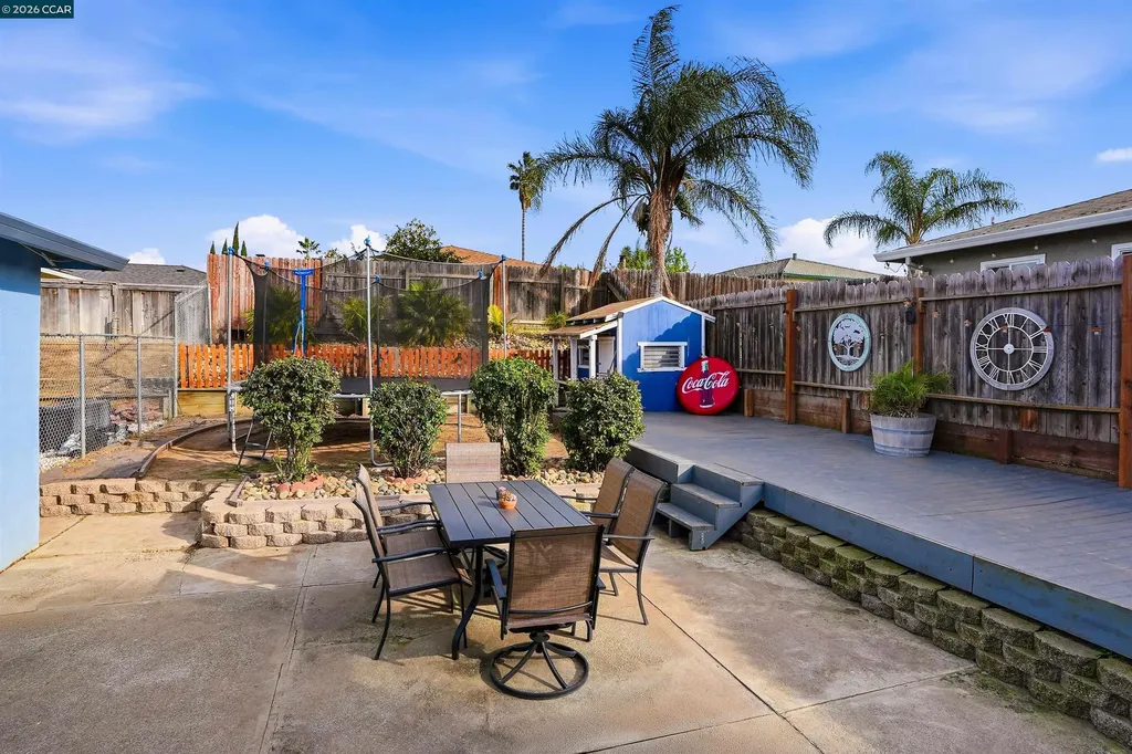368 Atherton Avenue Pittsburg CA 94565