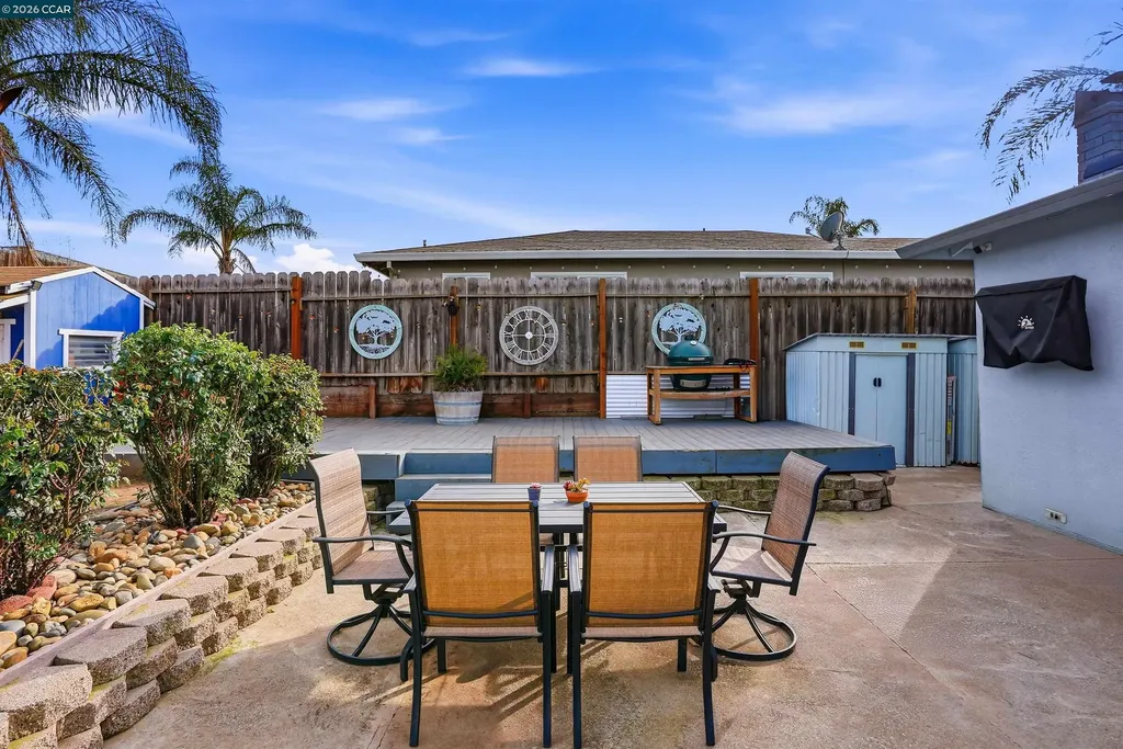 368 Atherton Avenue Pittsburg CA 94565