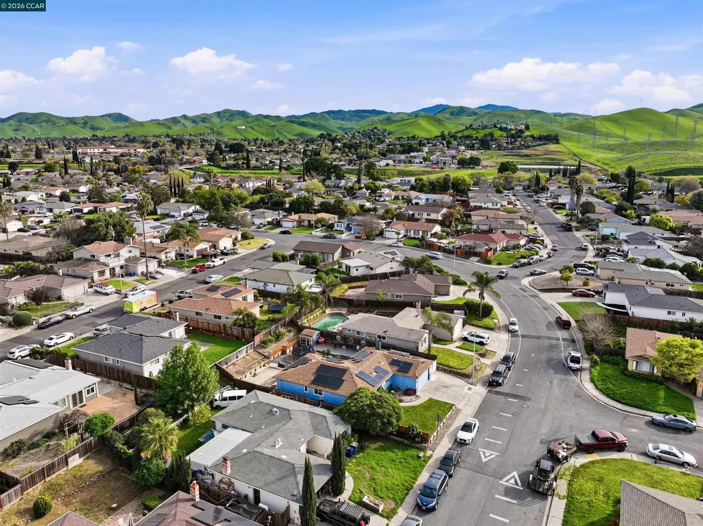 368 Atherton Avenue Pittsburg CA 94565