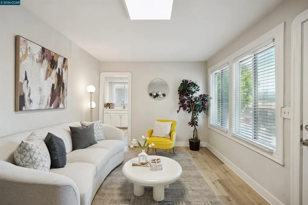7700 Garfield Avenue Oakland CA 94605