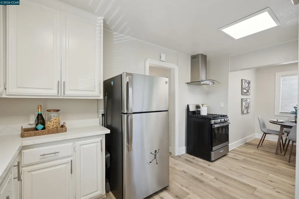 7700 Garfield Avenue Oakland CA 94605